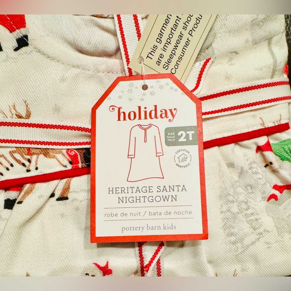 New Pottery Barn Kids Flannel Nightgown size 2T Heritage Santa - Picture 13 of 14